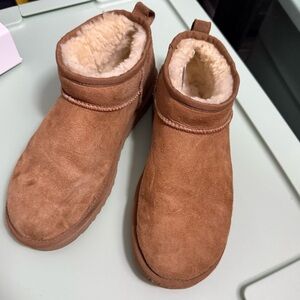 UGG Tan Kids Slippers